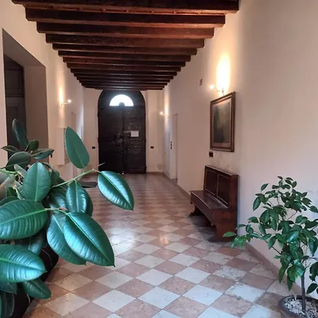 Relax A Due Passi Dal Castello شقة فيرّارا