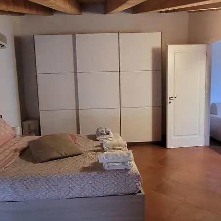 Relax A Due Passi Dal Castello Apartment